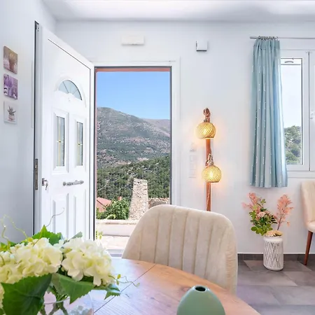 Holiday home Spirida At Drakopoulata Agia Efimia